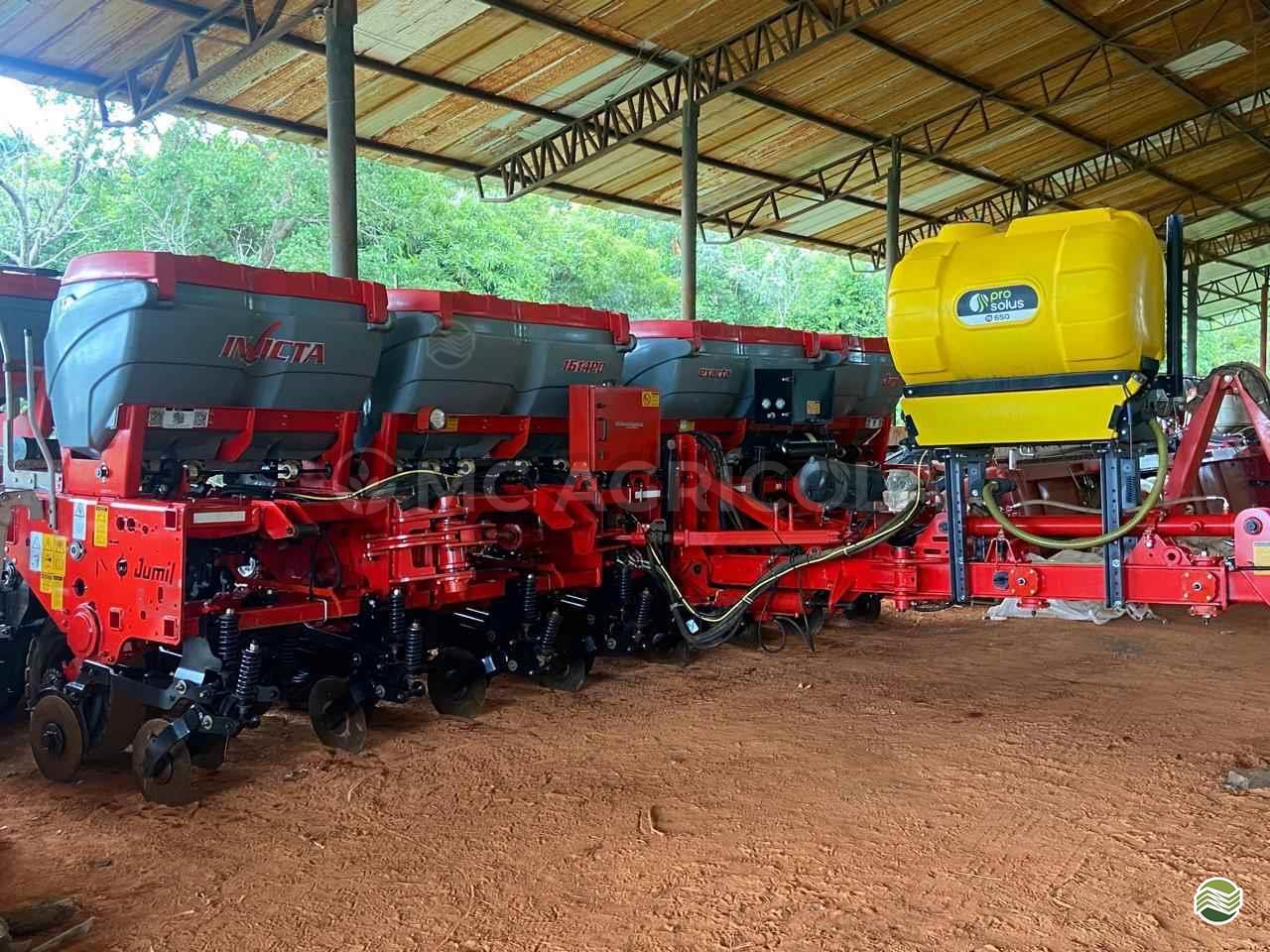 PLANTADEIRA JUMIL JM 1614 PD INVICTA MAGNUM MC Agrícola ITUMBIARA GOIAS GO